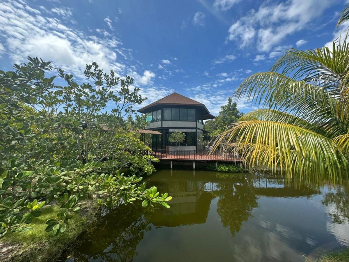 The Beatles Lagoon Chalong Exterior foto